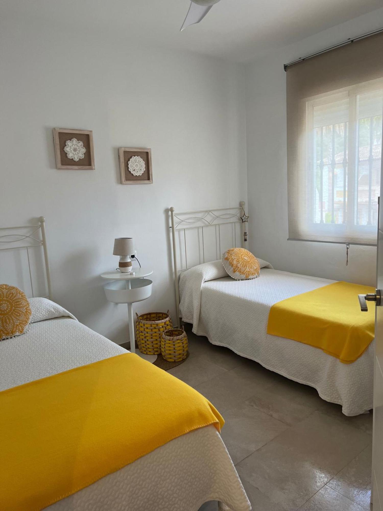 Casa Rural Las Rosas De Benaoján Exteriör bild
